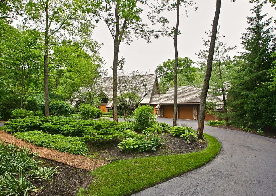 1st image of 28600 N Tanglewood Ct