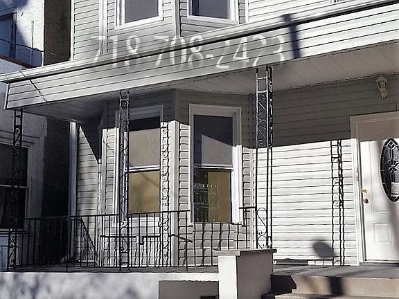 3rd image of 675 E 224th St