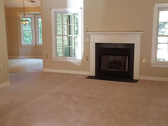 3rd image of 11148 Bugle Ln