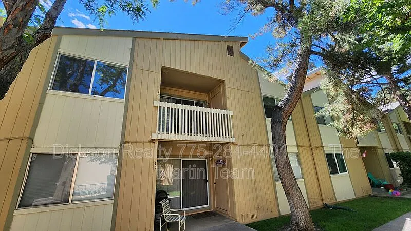 2300 Dickerson Rd #16