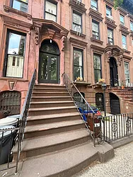 28 Saint James's Place, #3A