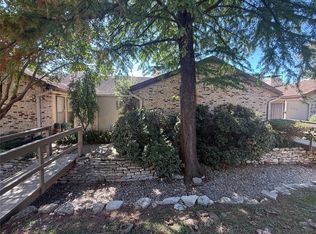 5945 Chimney Wood Cir, Fort Worth, TX 76112