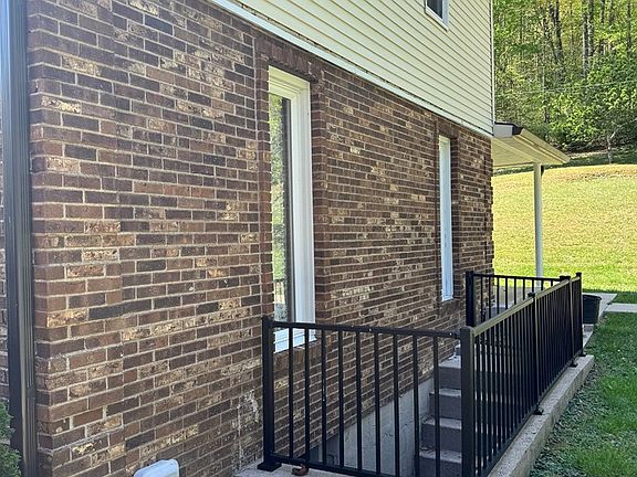 5th image of 190 Southern Manor Rd