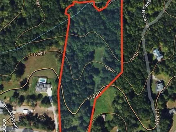 565B Avery Rd, Canton, GA 30115