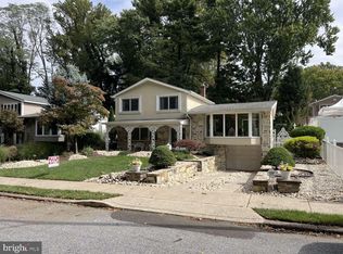 11065 Waldemire Dr, Philadelphia, PA 19154