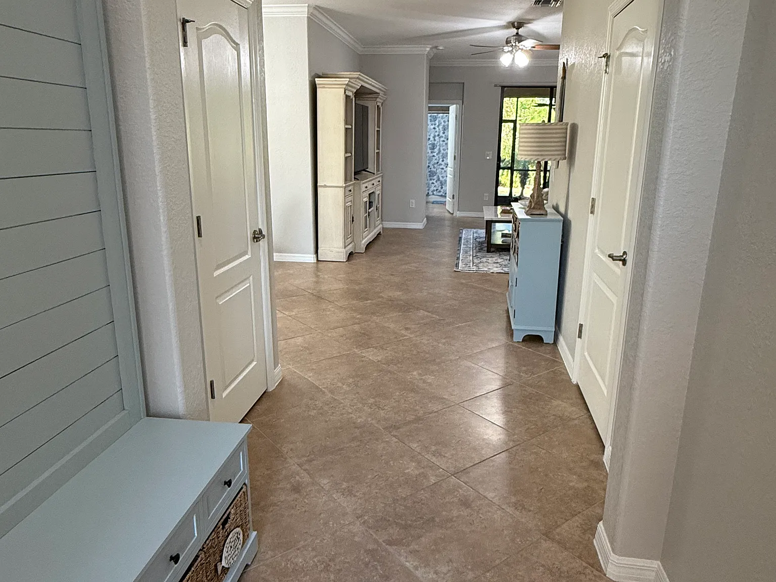 3 bed, 1681 sqft, $2,800 — Photo 2