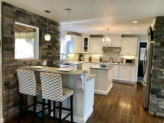 Breakfast Bar