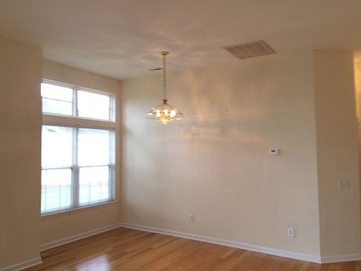 3rd image of 4022 Hearthside Dr