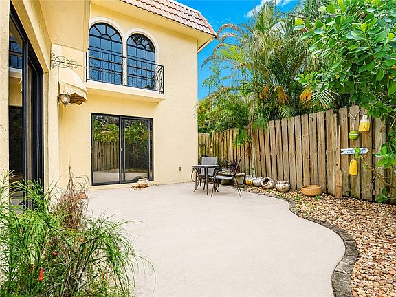 2nd image of 1001 Royal Palm Blvd #A