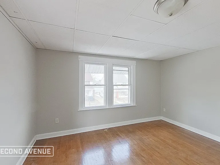 2510 10th St NW — Photo 9