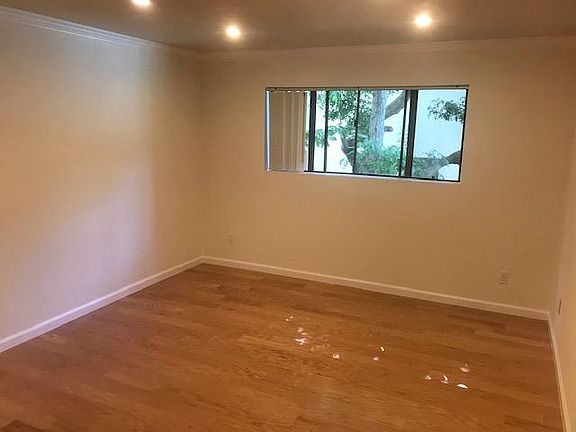 5th image of 5000 S Centinela Ave APT 138