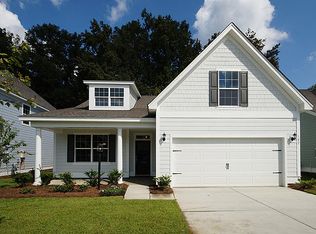 102 Longdale Dr, Summerville, SC 29483