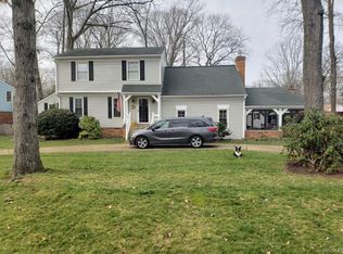 11812 Winfore Dr, Midlothian, VA 23113