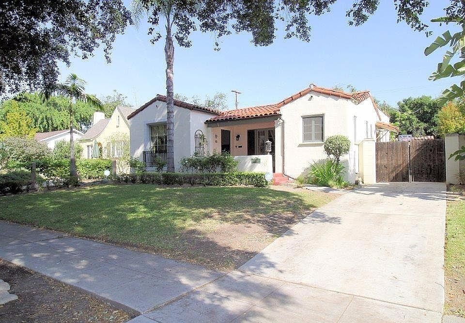 1st image of 2321 Loma Vista St