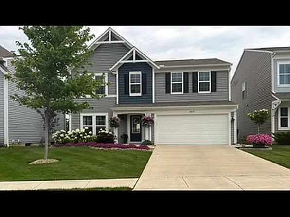 4872 Amber Crossing Dr, Columbus, OH 43232