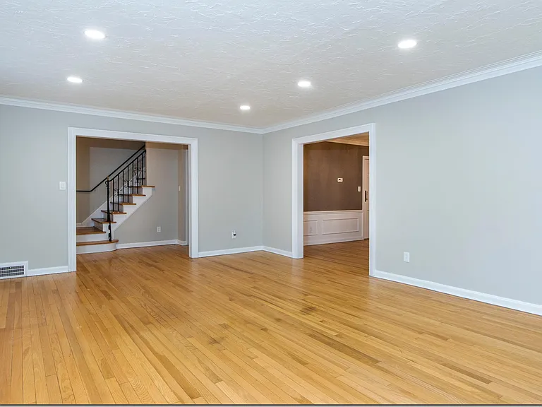 2685 Rocklyn Rd — Photo 4