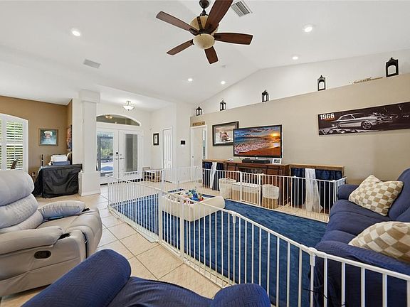5th image of 3047 DAFFODIL TERRACE