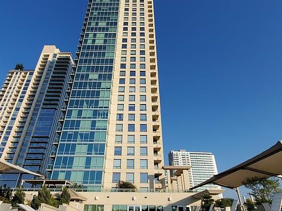 4th image of 300 Bowie St APT 3504