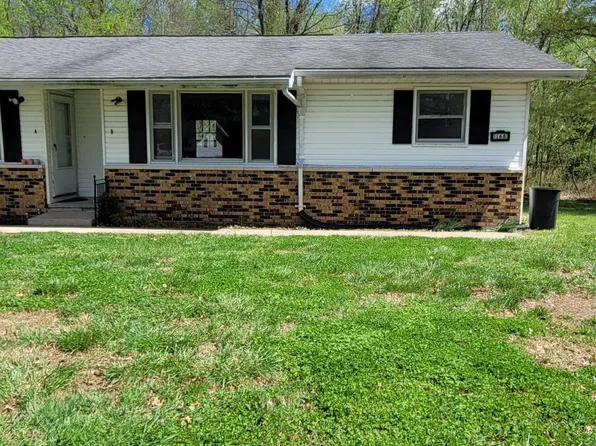 168 Highlander Dr #B, Carbondale, IL 62903