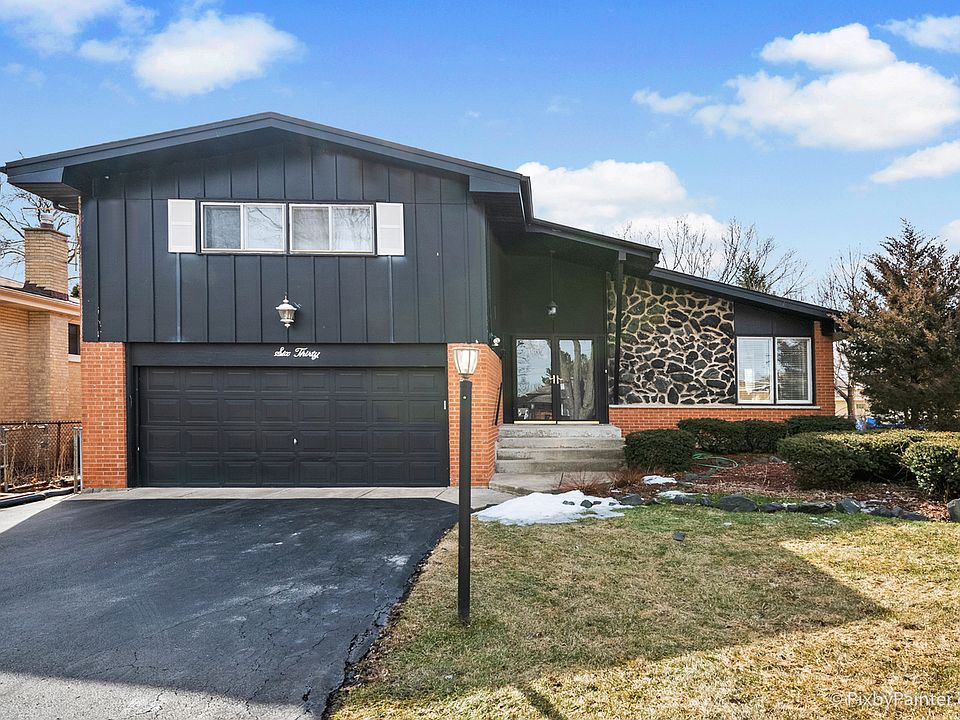 1st image of 630 Forest Preserve Dr