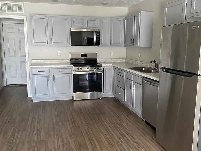 112 Campbell St #112 — Photo 8