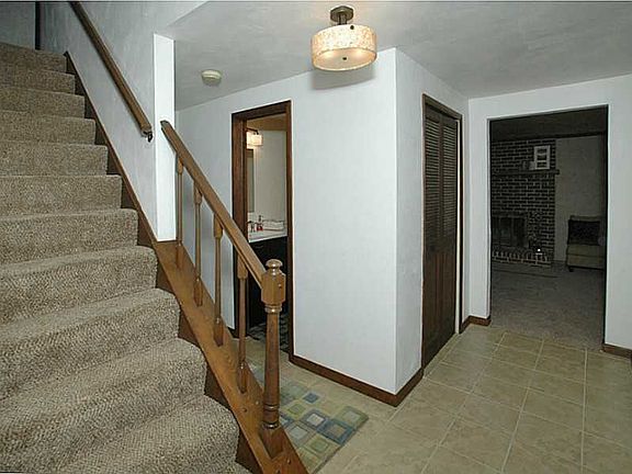 2nd image of 4013 Dublane Ct