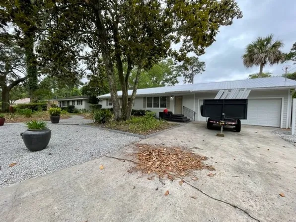 3247 Willow Ave, Brunswick, GA 31520