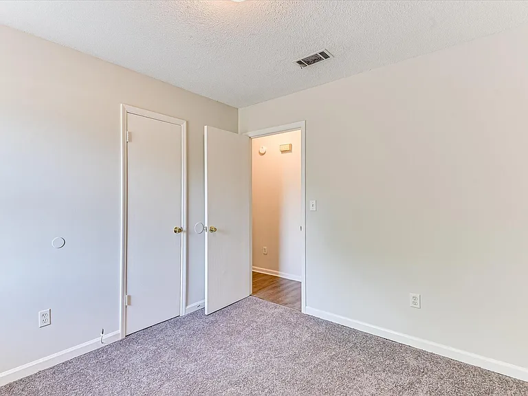 4116 Melrose Dr — Photo 17