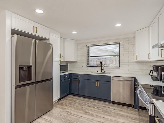 4th image of 10131 Cherry Creek Ln