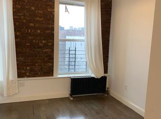 3143 41st St APT 3R, Astoria, NY 11103