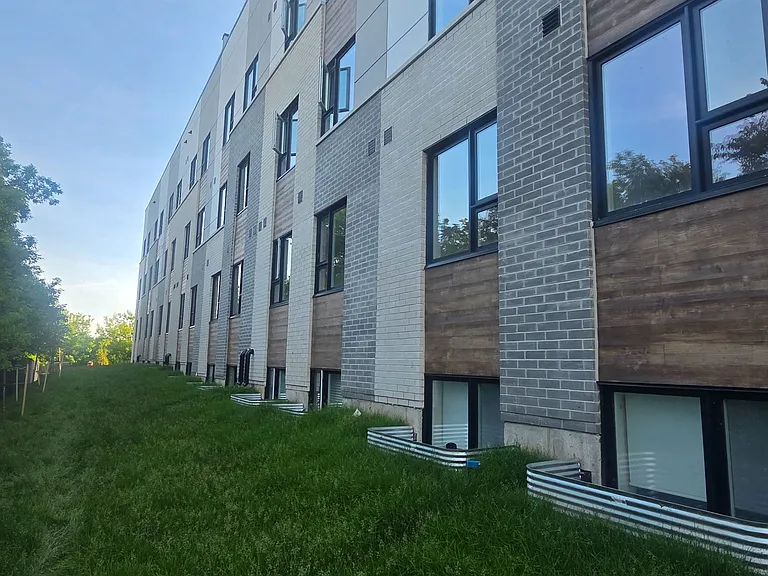 102C Melbourne Ave #16 — Photo 17