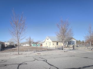 1419 Los Tomases Dr NW, Albuquerque, NM 87102