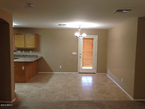 3rd image of 37620 W Jones Ave