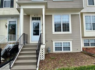 425 Feather Dr, Newark, DE 19702