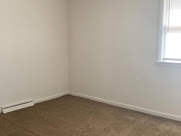 4th image of 3004 W Malone St
