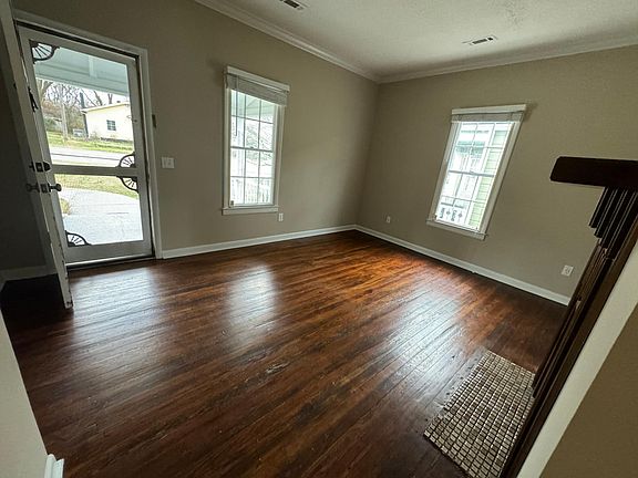 2nd image of 1519 Pratt Ave NE