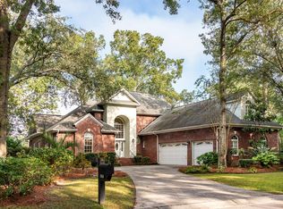 1588 Seawind Dr, Charleston, SC 29407