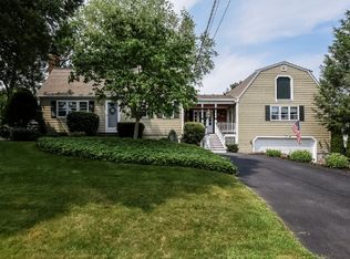 10 Parker Rd, Groveland, MA 01834