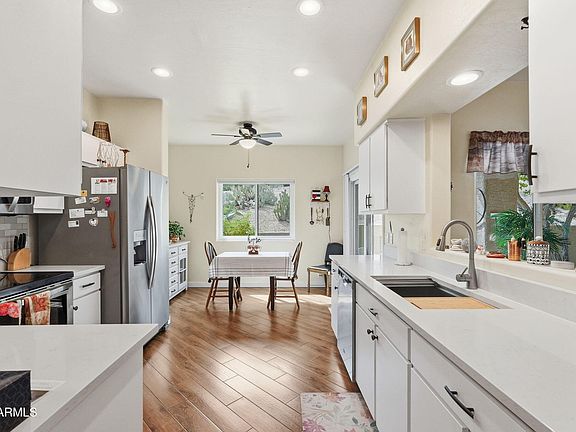 3rd image of 13850 N MIRAGE HEIGHTS Court #101