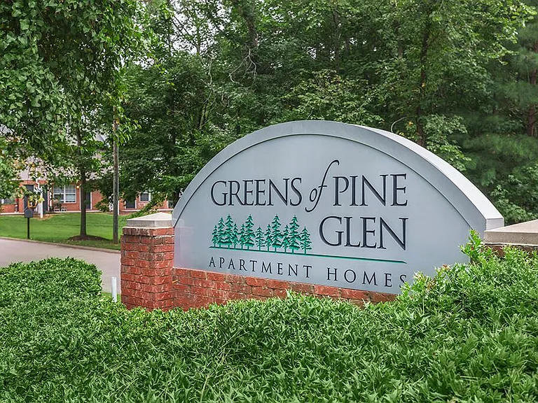 Greens of Pine Glen Apartments — Photo 32