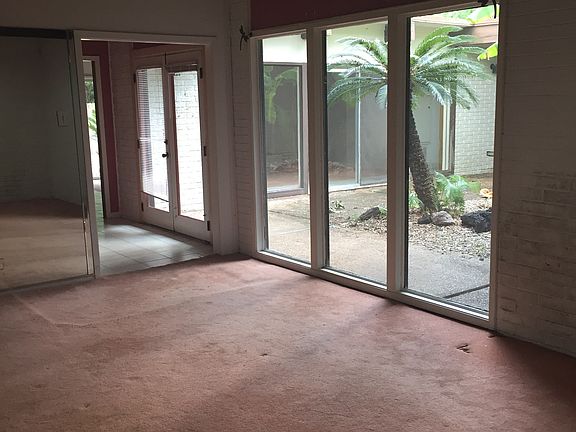 4th image of 1308 Plantation Dr