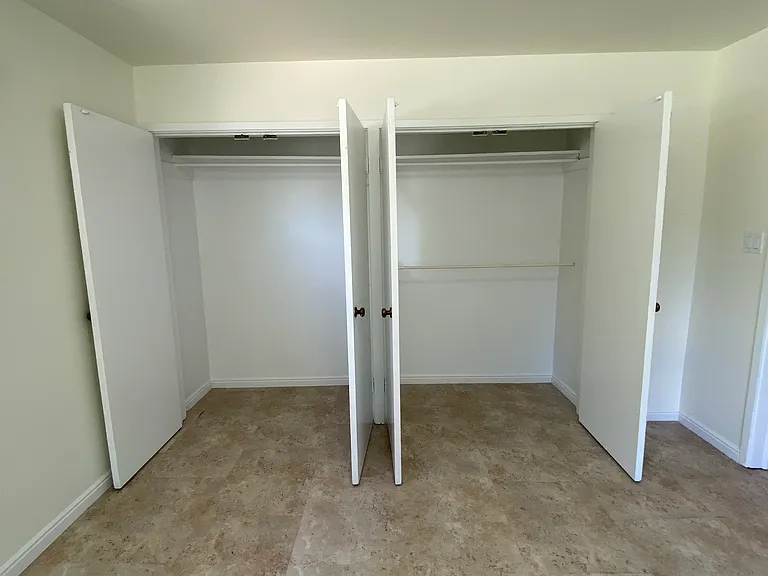 Bedroom 2: 2 large closets