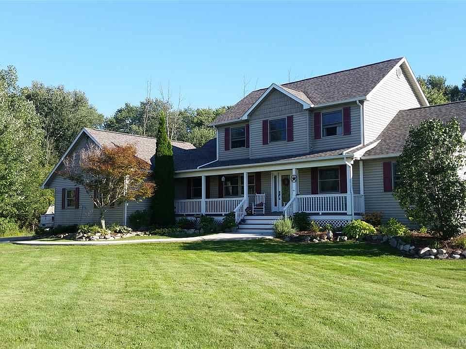 Welcome home to your own slice of heaven on almost 10 acres.