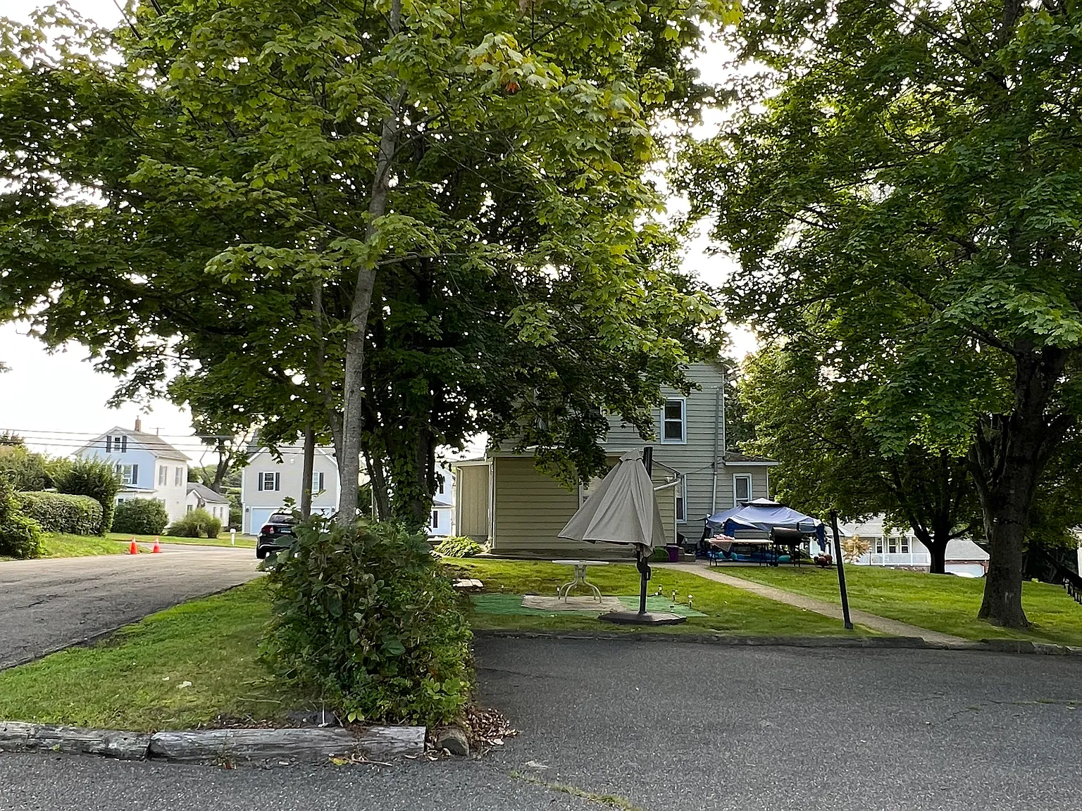 4 bed, 1700 sqft, $3,250 — Photo 2