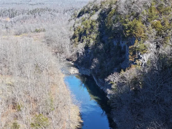 Murray Rd, Parthenon, AR 72666