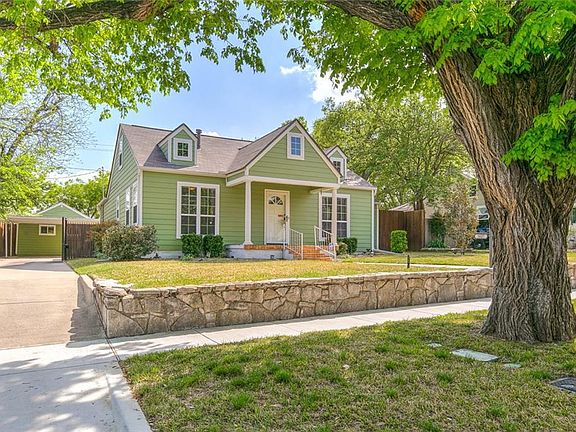 3rd image of 5027 Calmont Ave