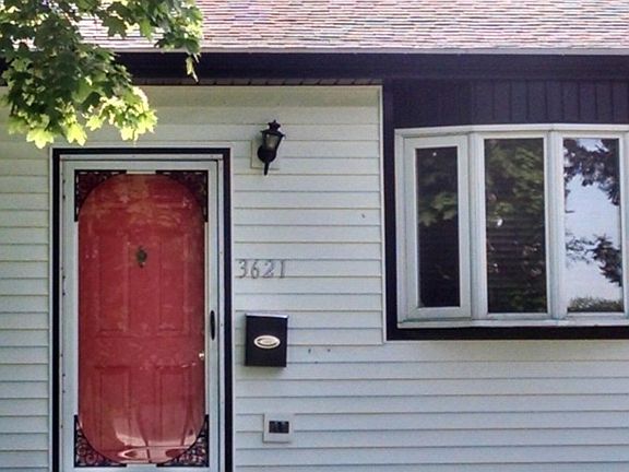 2nd image of 3621 Brighton Dr