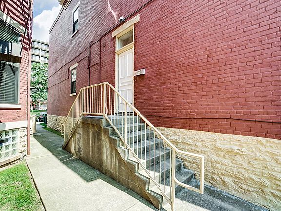 3rd image of 852 Lincoln Ave Floor B-3