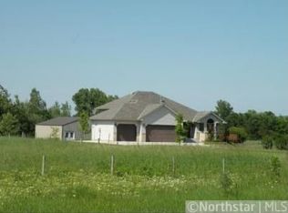 12810 Saint Croix Trl, North Branch, MN 55056