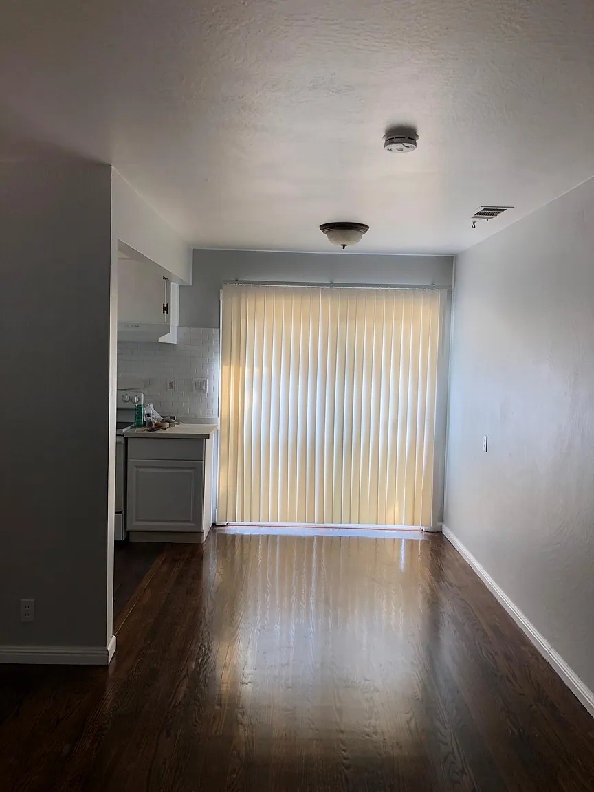 5137 Cabot Cir photo 1